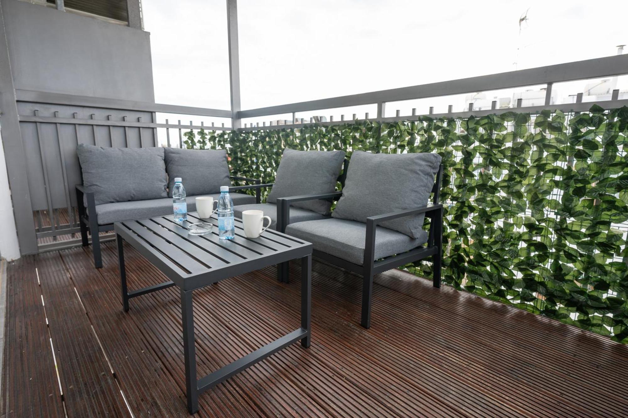 Napa Centrale Suites 아이아 나파 외부 사진