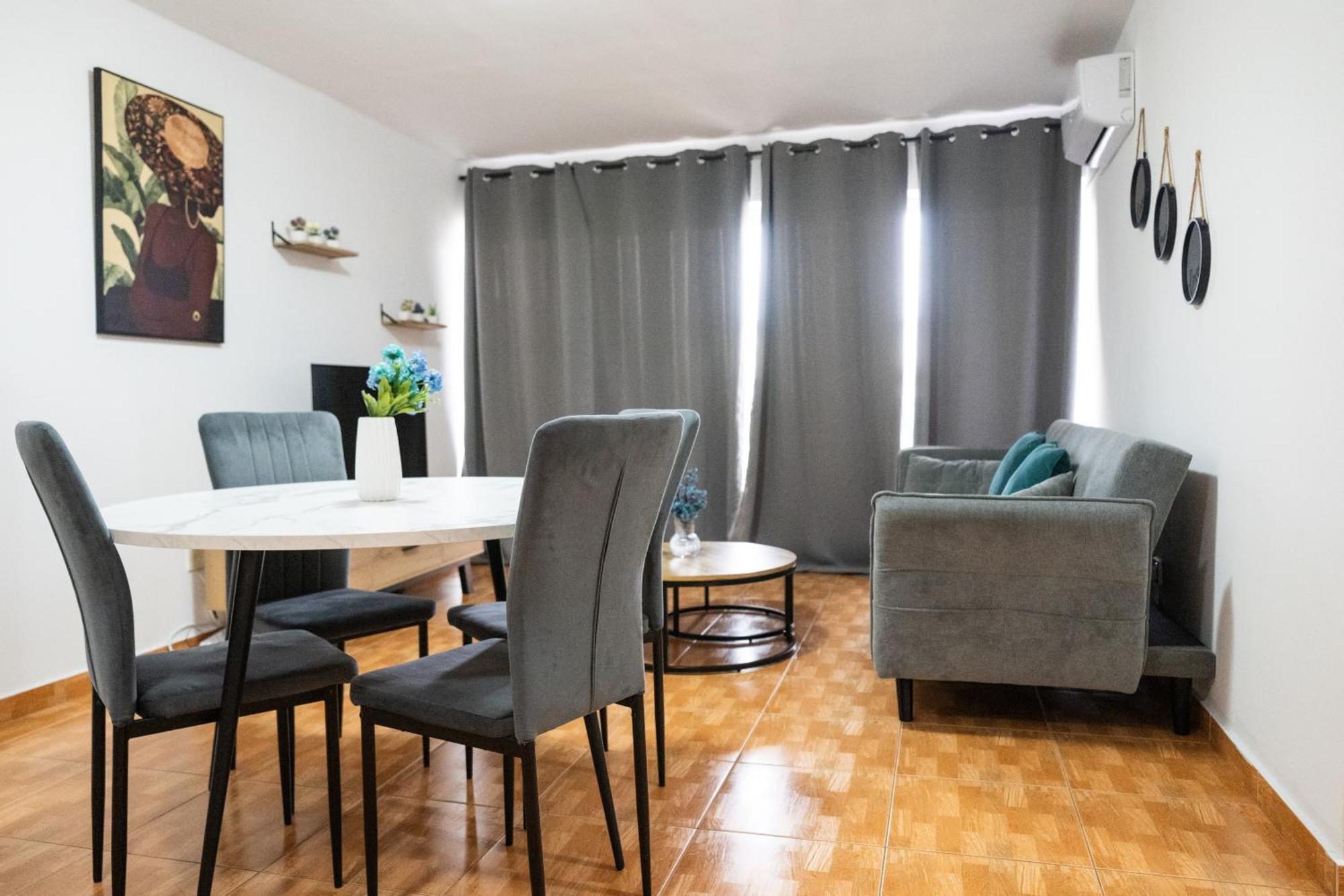Napa Centrale Suites 아이아 나파 외부 사진